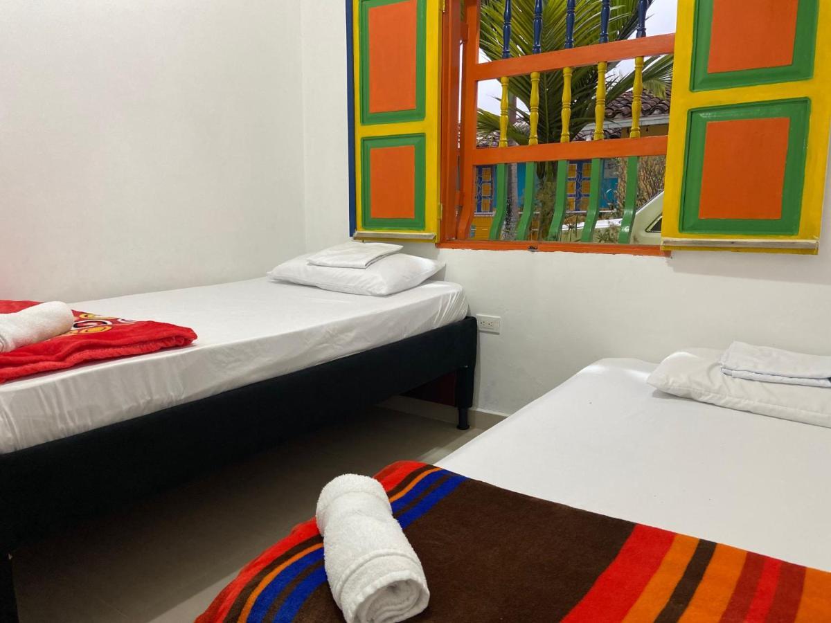 Casa Hostal Las Palmeras Guatapé Buitenkant foto