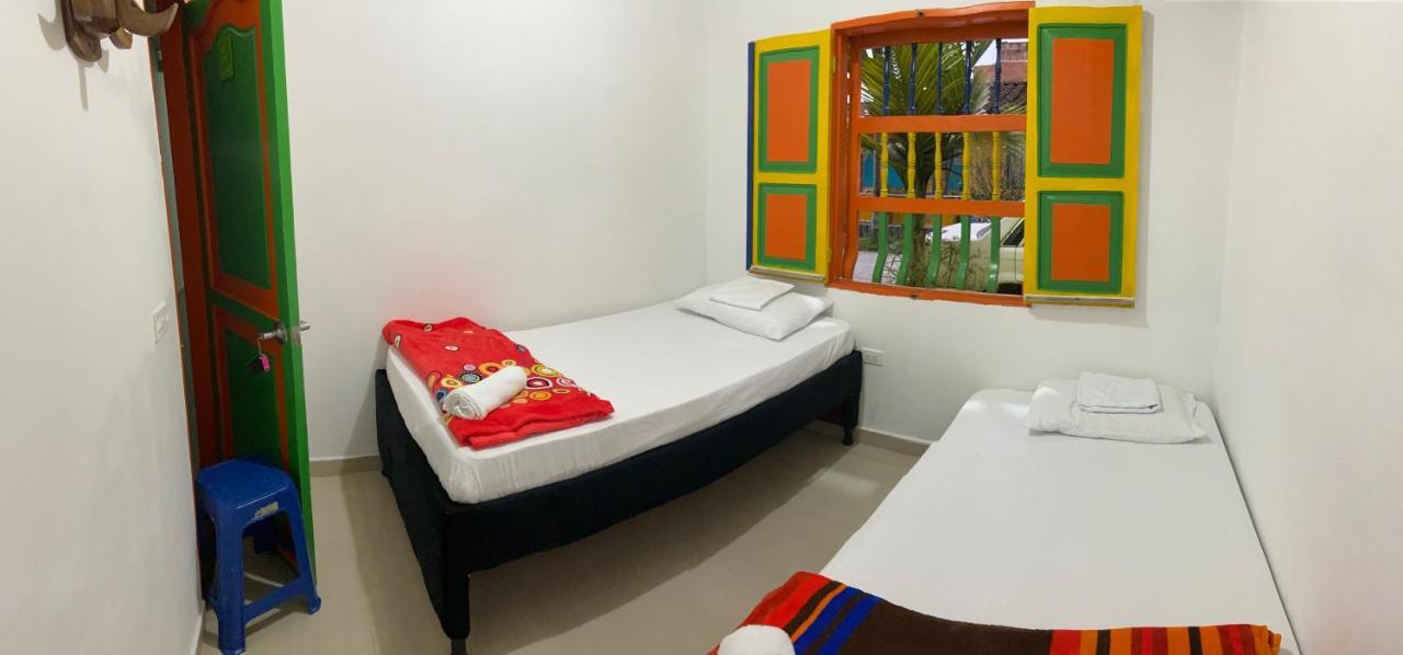 Casa Hostal Las Palmeras Guatapé Buitenkant foto
