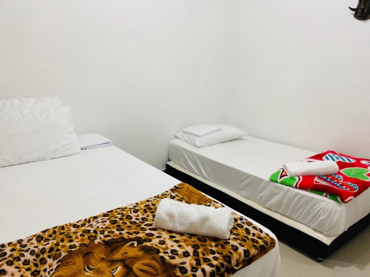 Casa Hostal Las Palmeras Guatapé Buitenkant foto